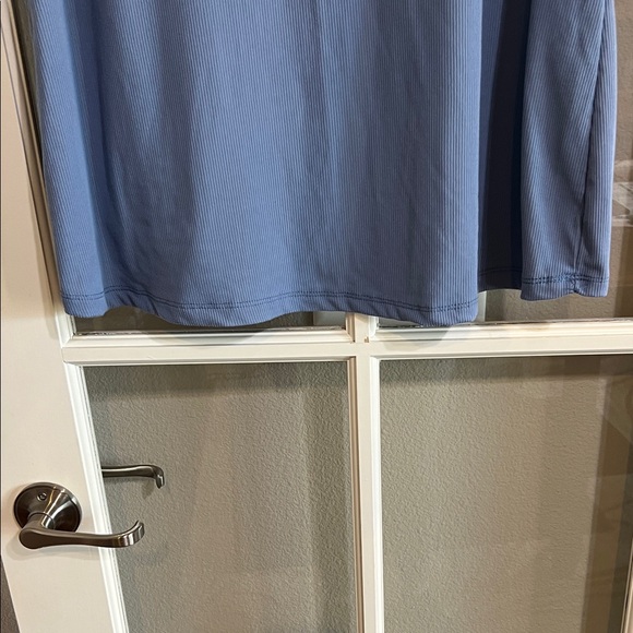 Rue + Relaxed Fit Blue Short Sleeve Tee - Picture 2 of 8